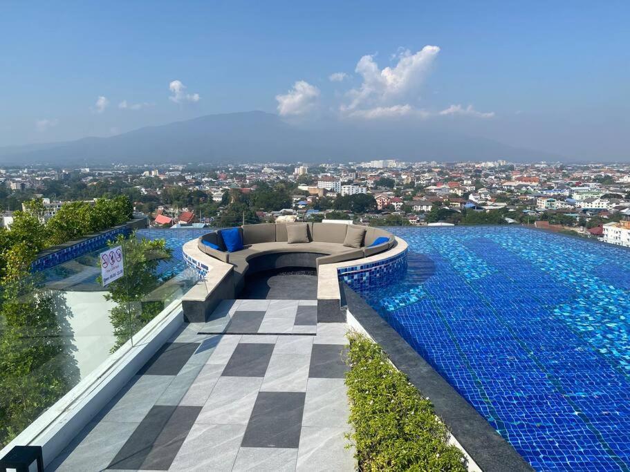 New & Cozy 2 Bedroom @ The Astra Sky River Chiang Mai Dış mekan fotoğraf